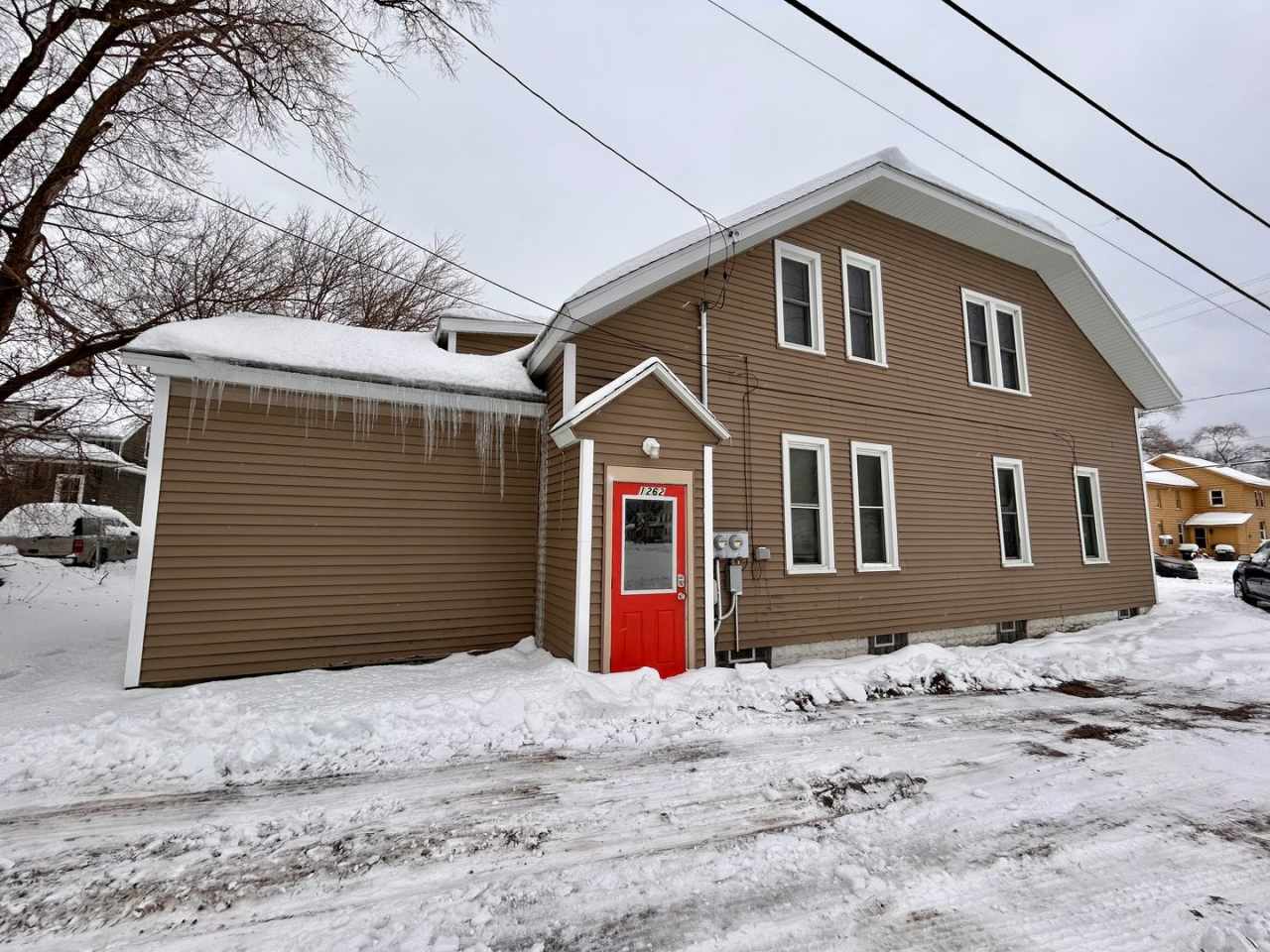 One Bedroom Duplex in Muskegon