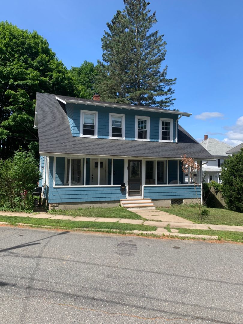 4 Bedroom Single Family House Available Early August!