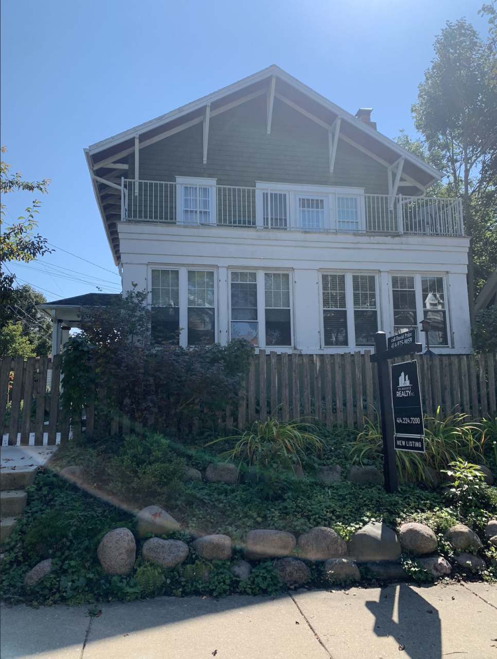 1607 East Newport Avenue