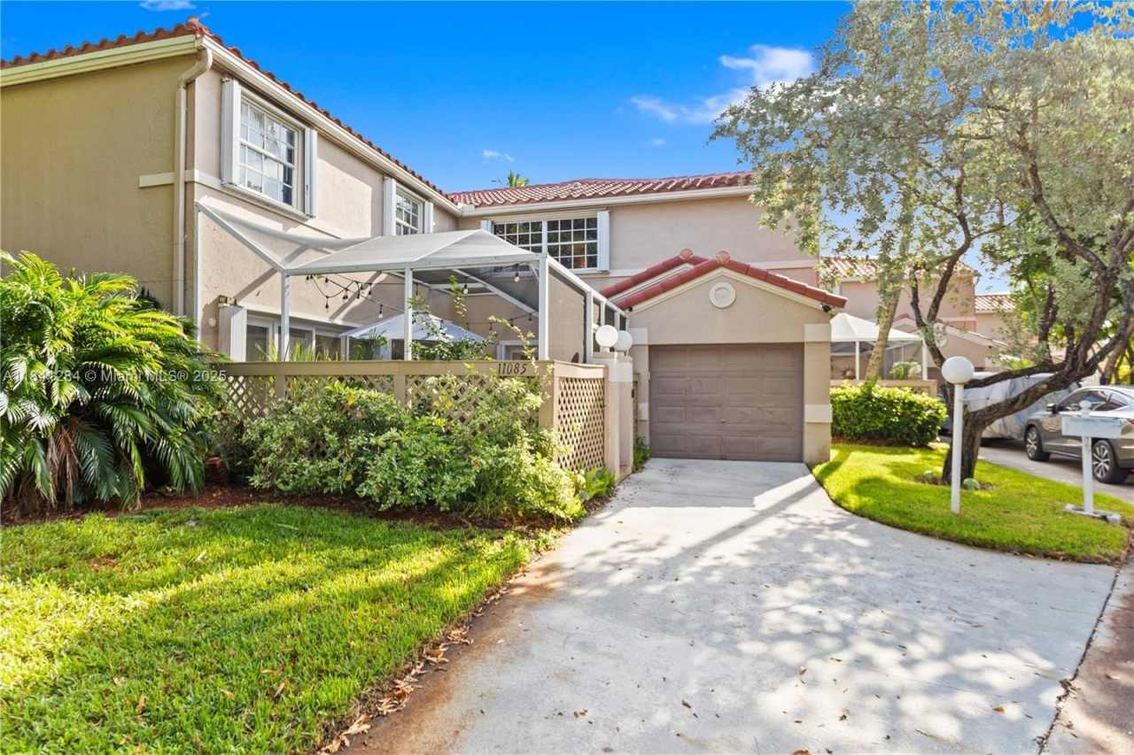 11085 Neptune Dr