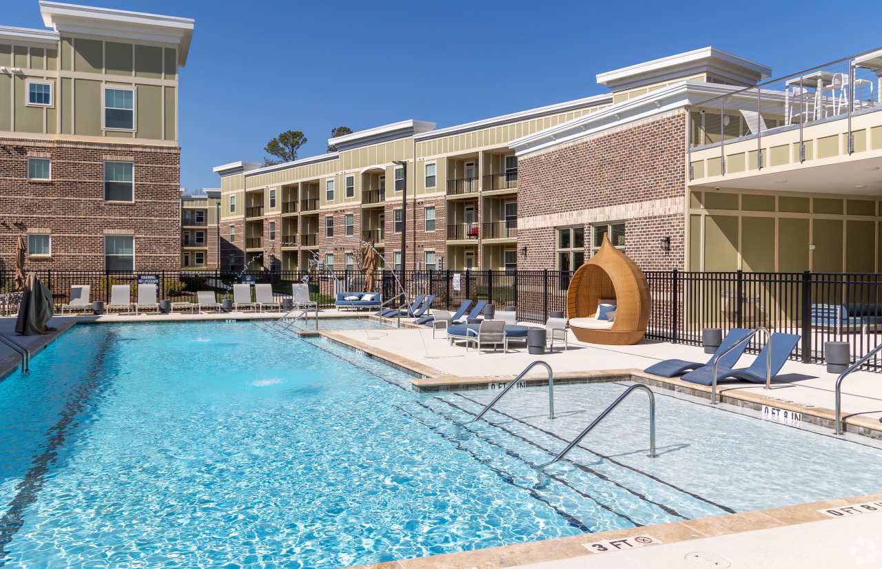 The Averly at Flowers