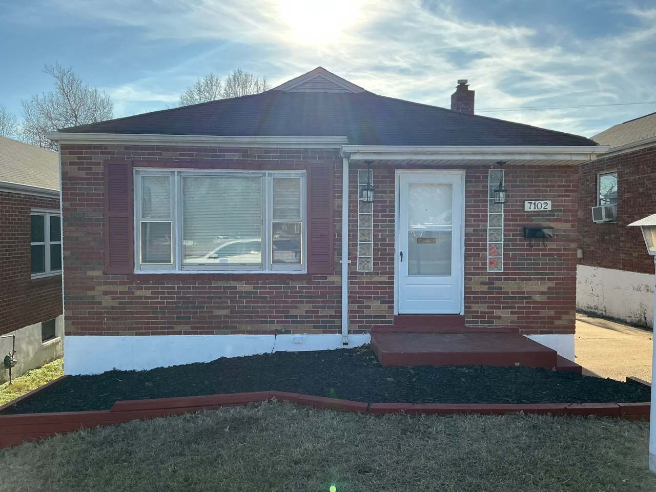 7102 Lillian Ave