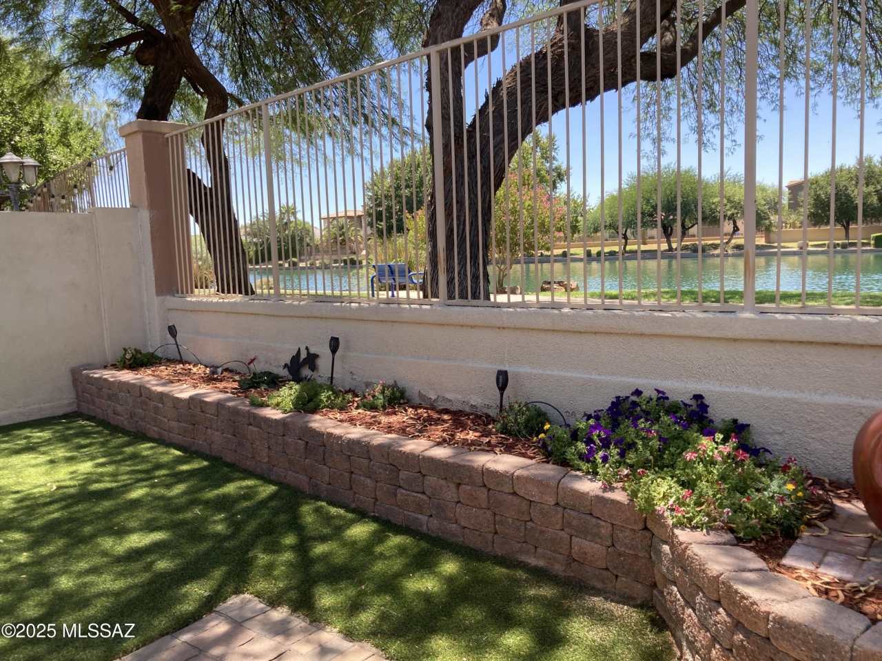 15304 S Camino Agua Azul