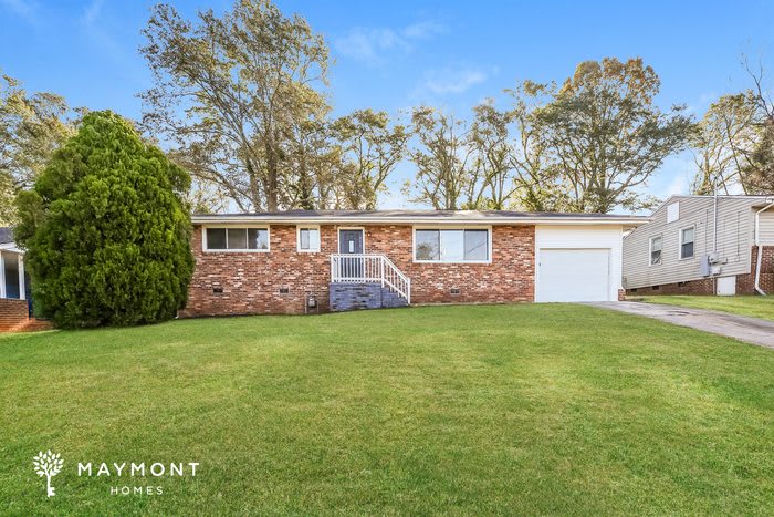 311 East Dorchester Boulevard