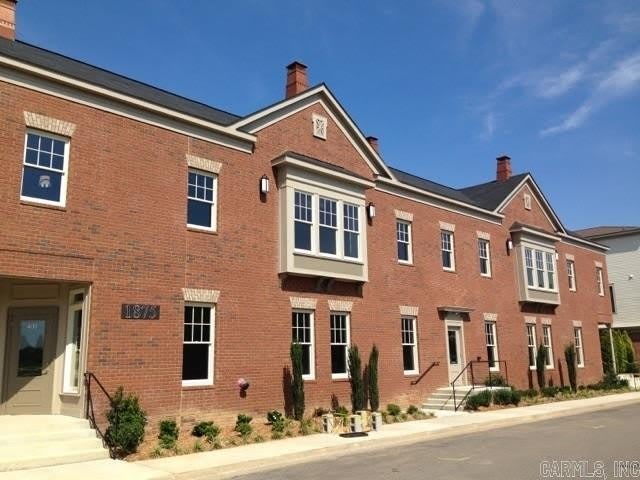 1855 McKennon Street