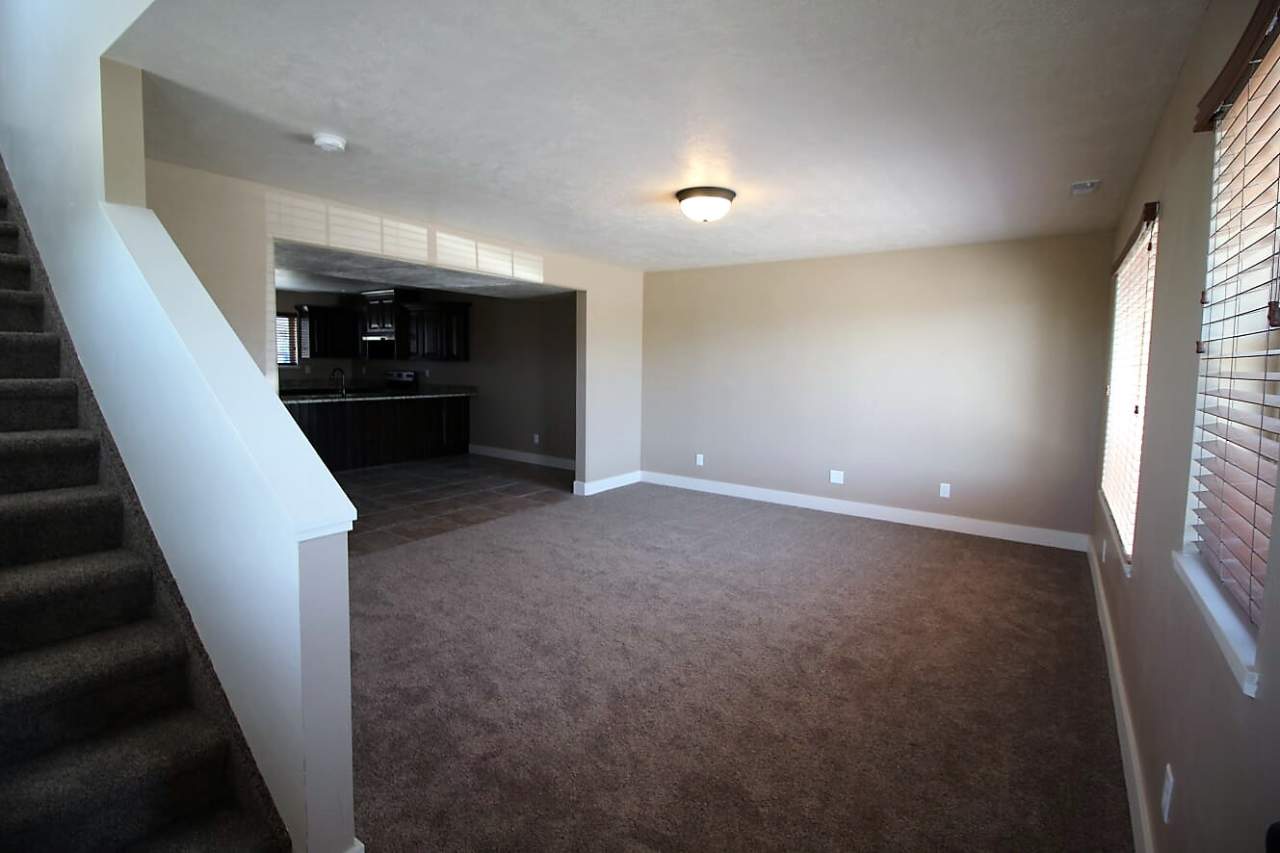 539 West 1400 North - 101