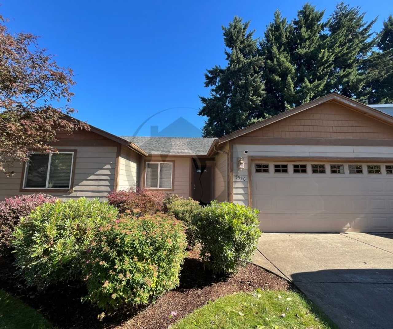 Single Level House- SE Salem