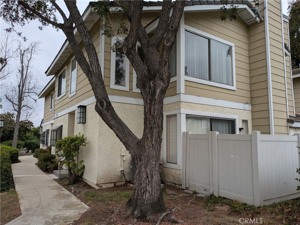 23787 Highland Valley Road