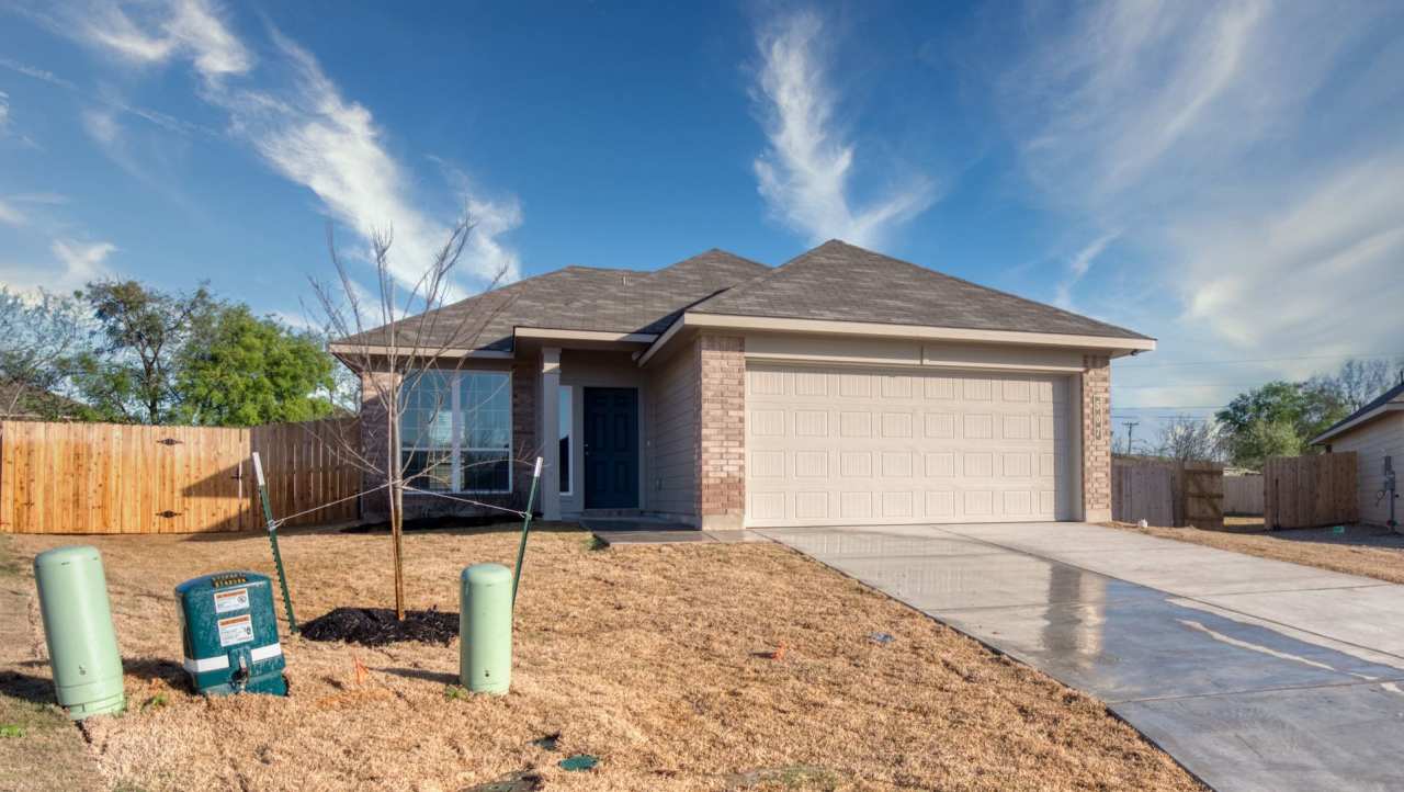 Live, love, and grow in this charming home!