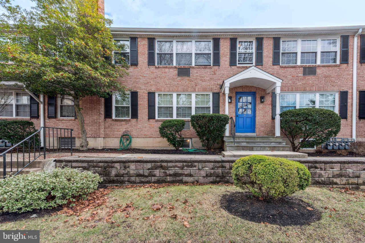 1334 MONTGOMERY Avenue unit: D3