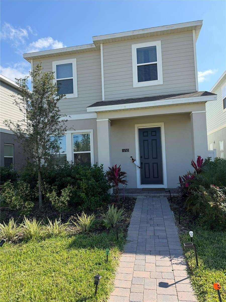 16763 HAMLIN VISTA ALLEY