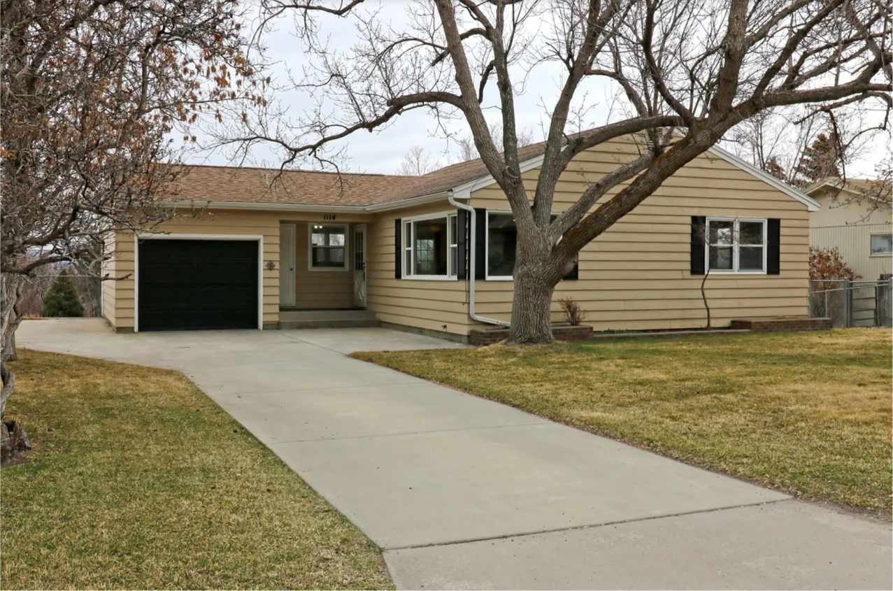 1114 Knight St Unit A