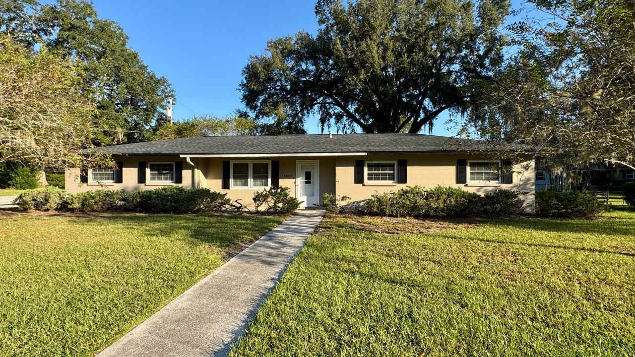 Cozy Home in NW Area