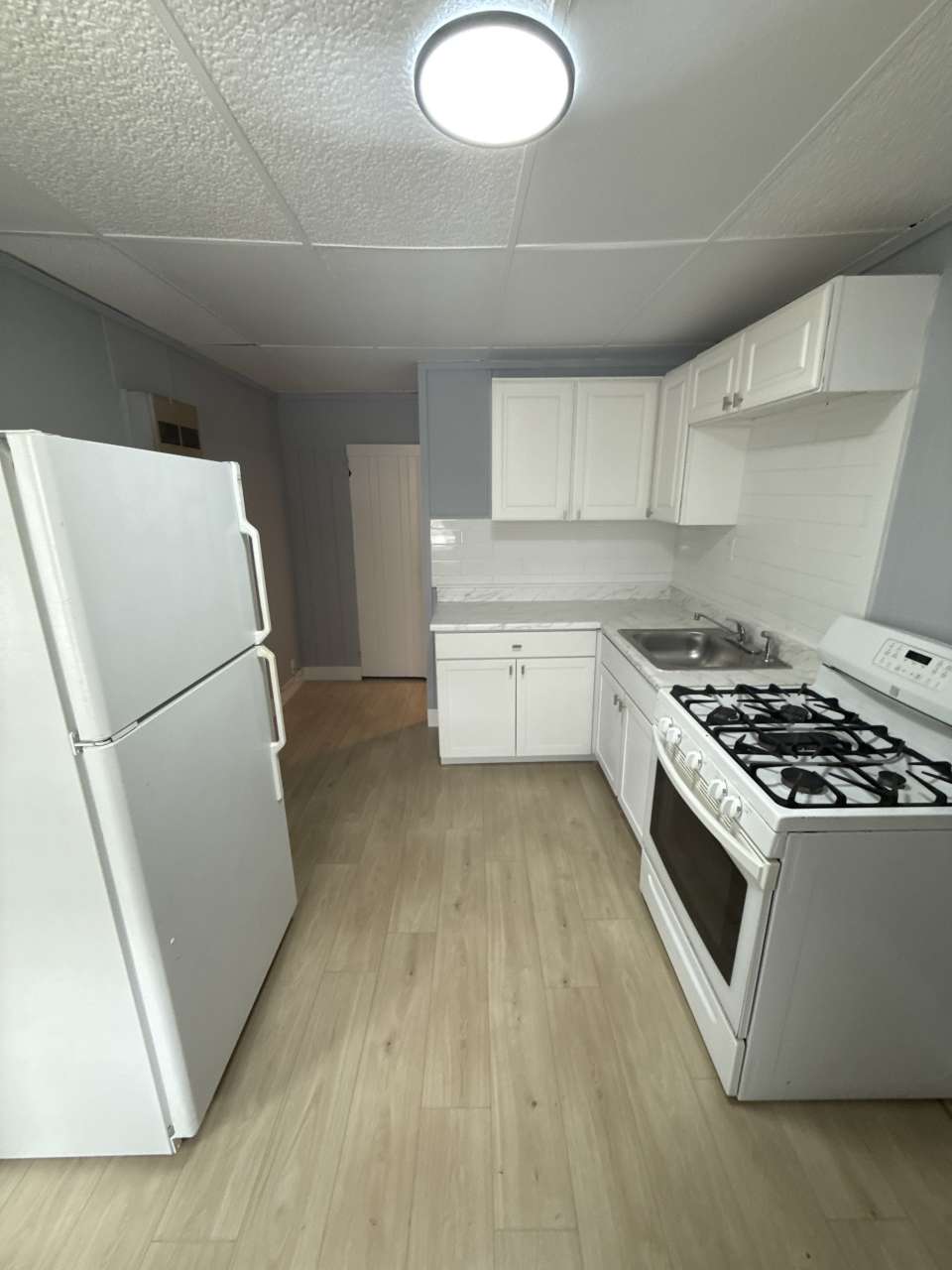 703 Jenkinson Street#5