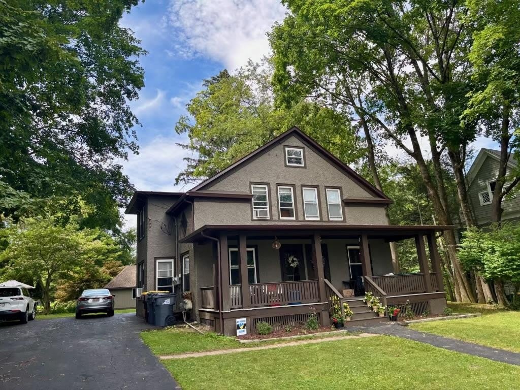 7 Oakland Court