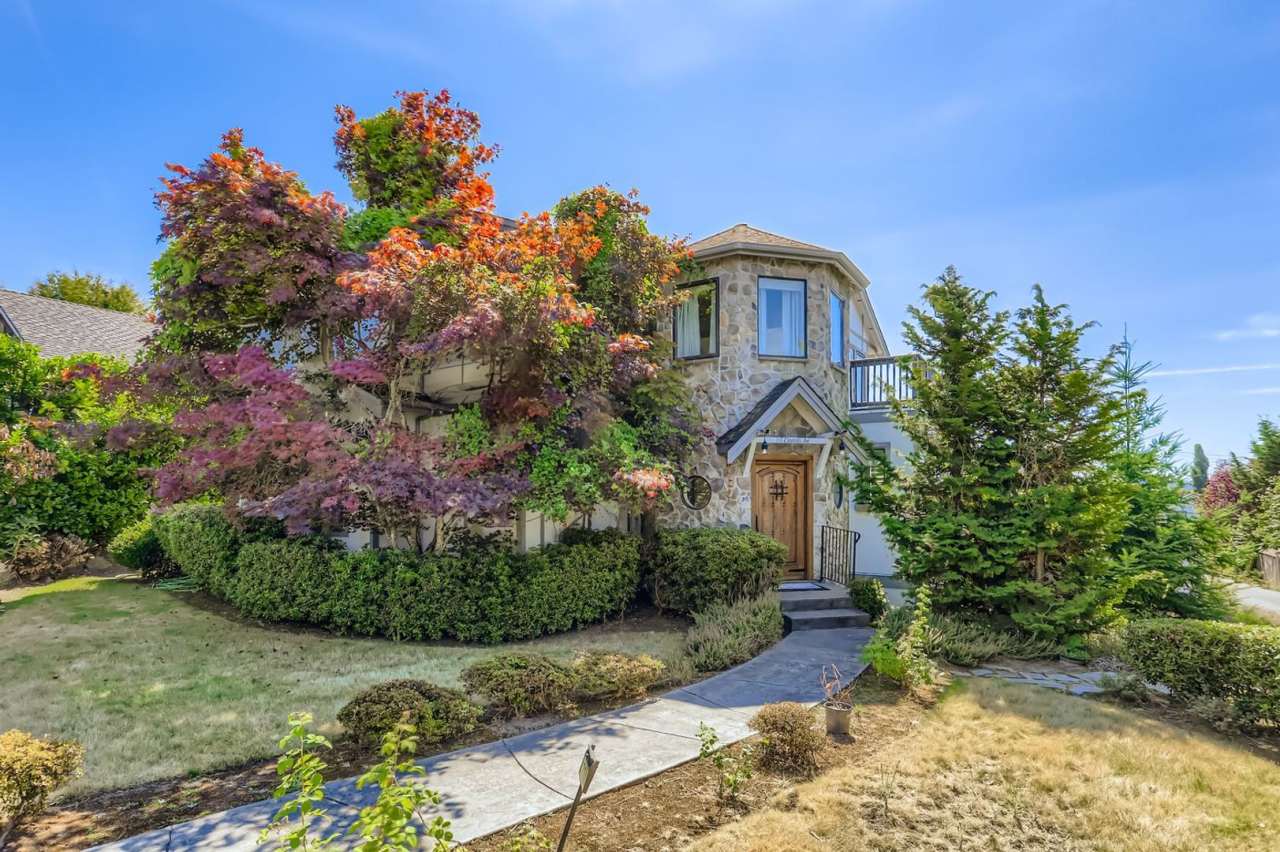 4bd/3.25ba Kirkland house