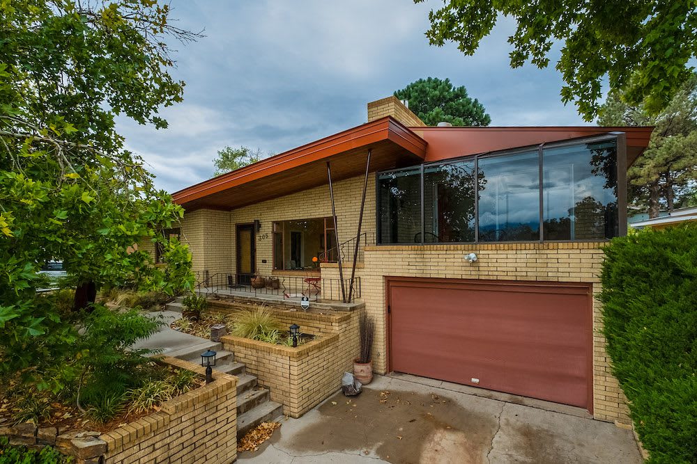 305 Aliso DR SE