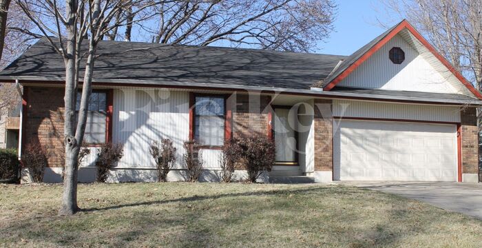 3608 Northeast 76th Terrace