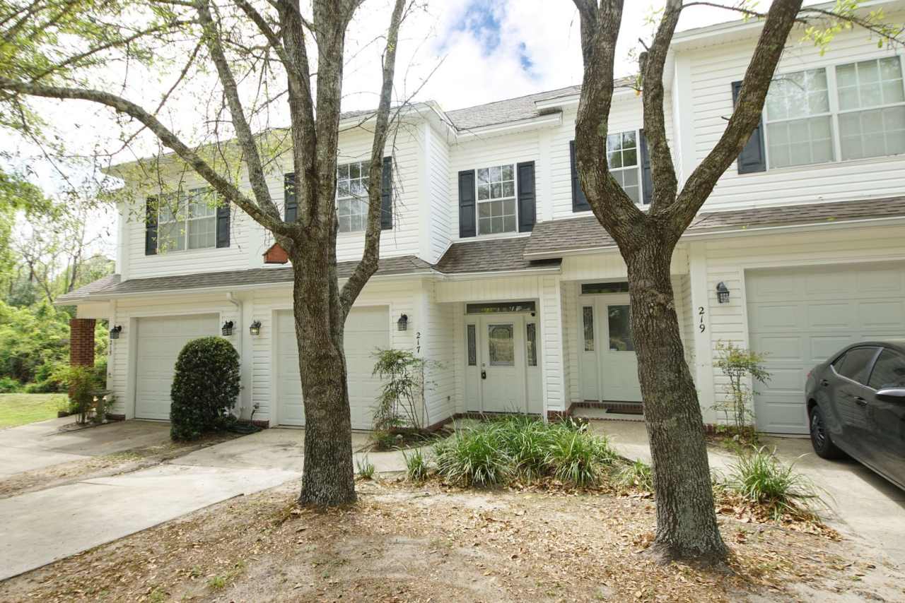 Great Niceville Location near Turkey Creek Nature Area.