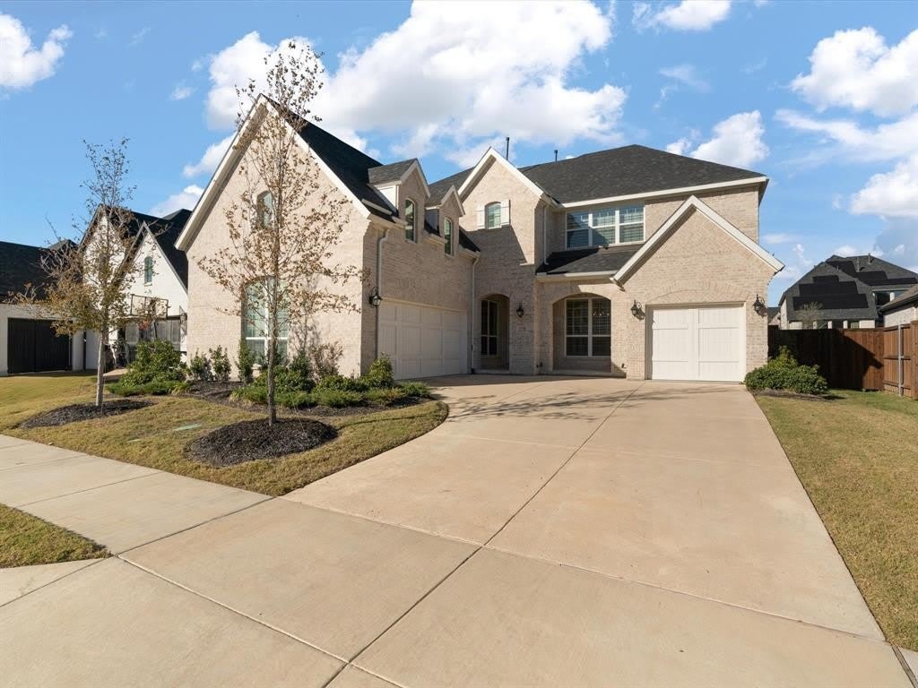 2370 Red Cedar Trail