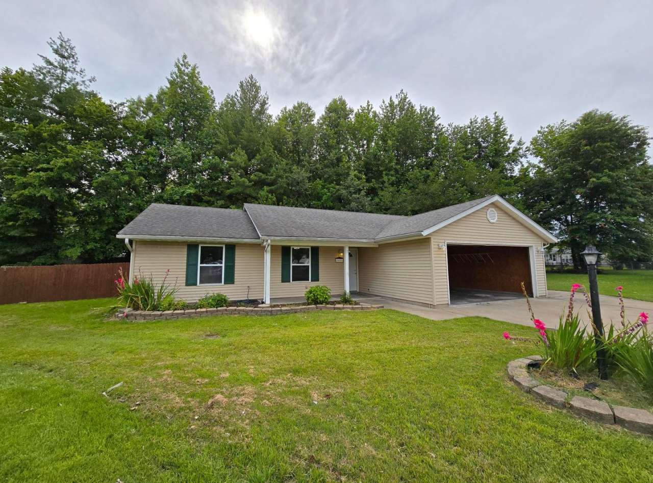 3 Bedroom, 2 bath house