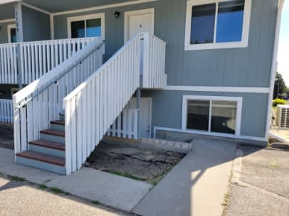 1109 South Olympia Place - D