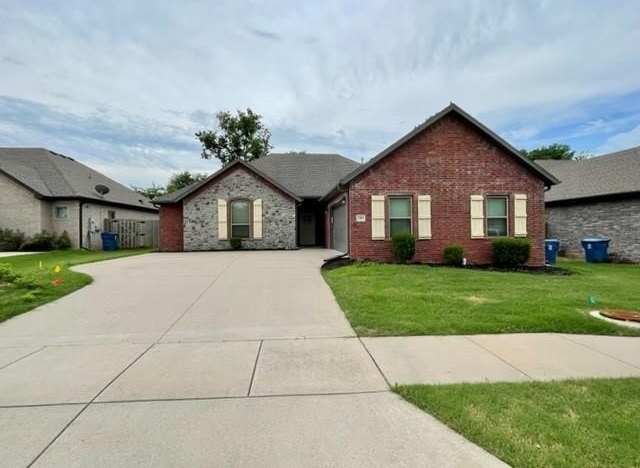 2903  SW Briar Creek  AVE