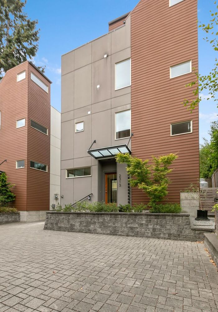 2313 48th Avenue Southwest