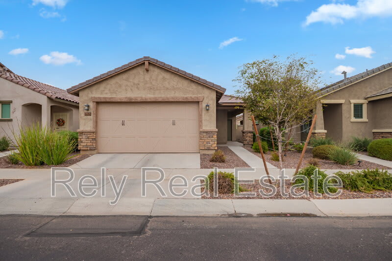 14202 West Willow Avenue