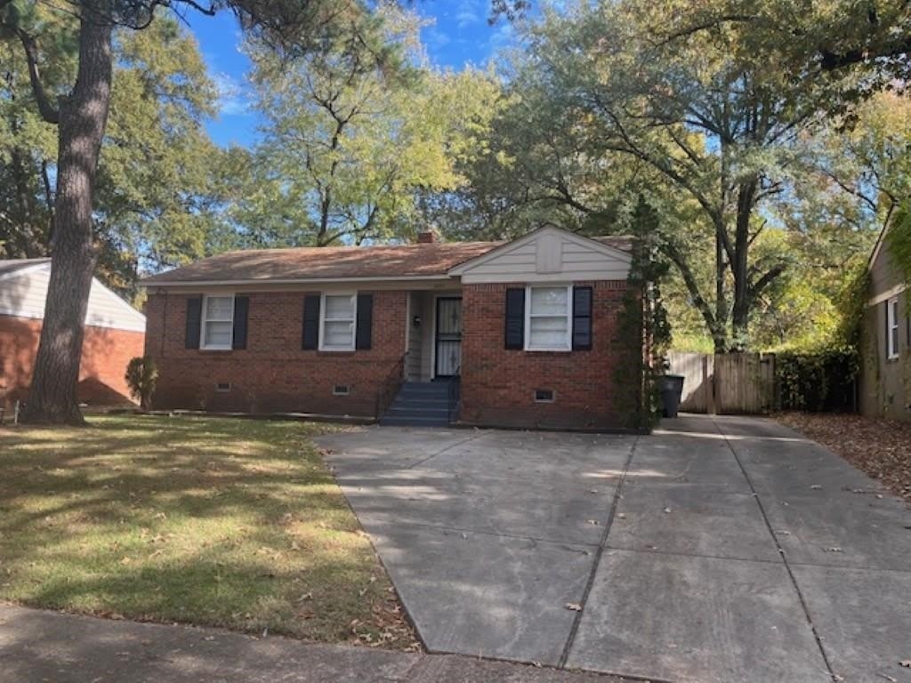 1022 S WHITE STATION