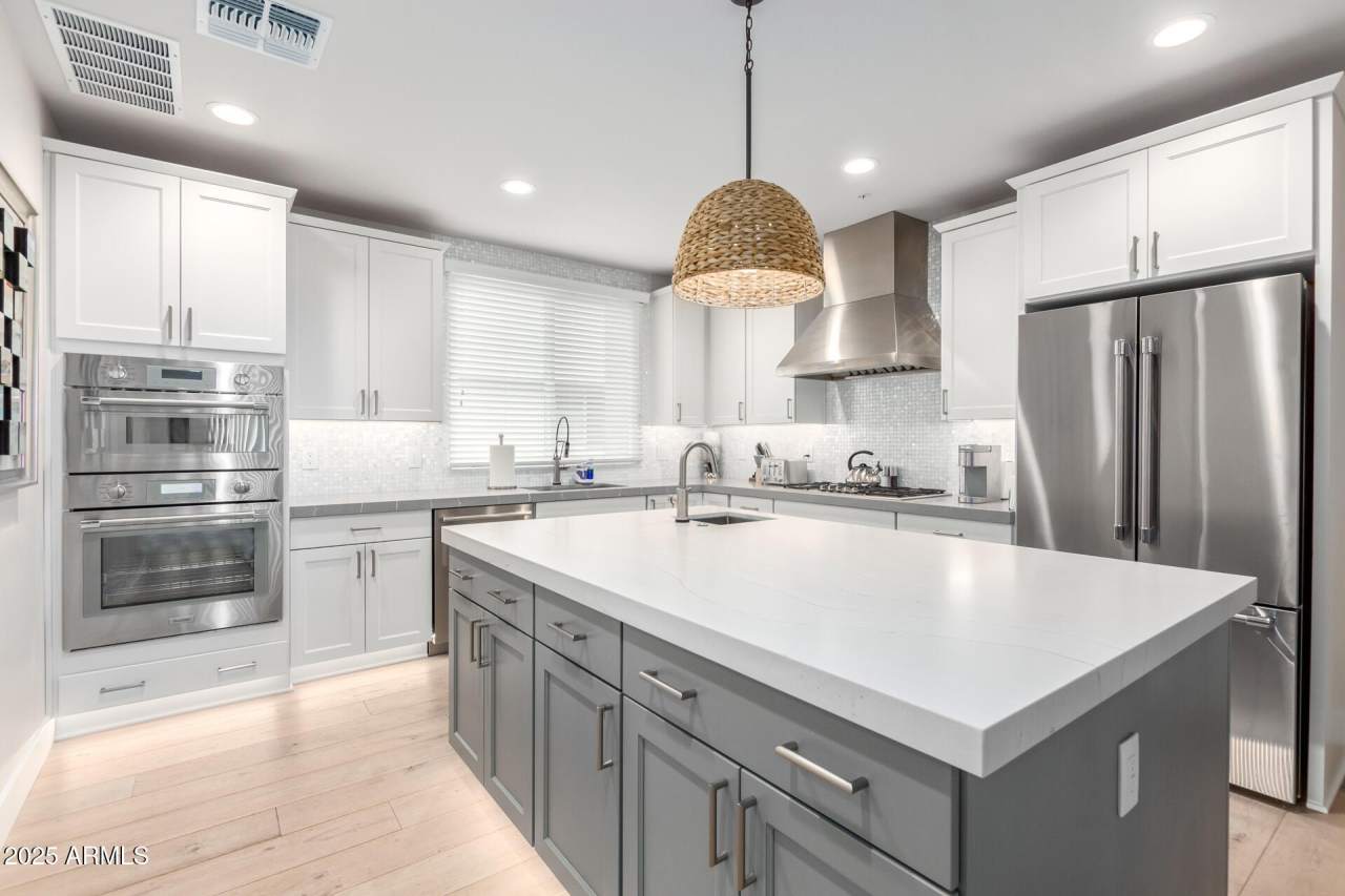 7550 E OSBORN Road unit: 1002