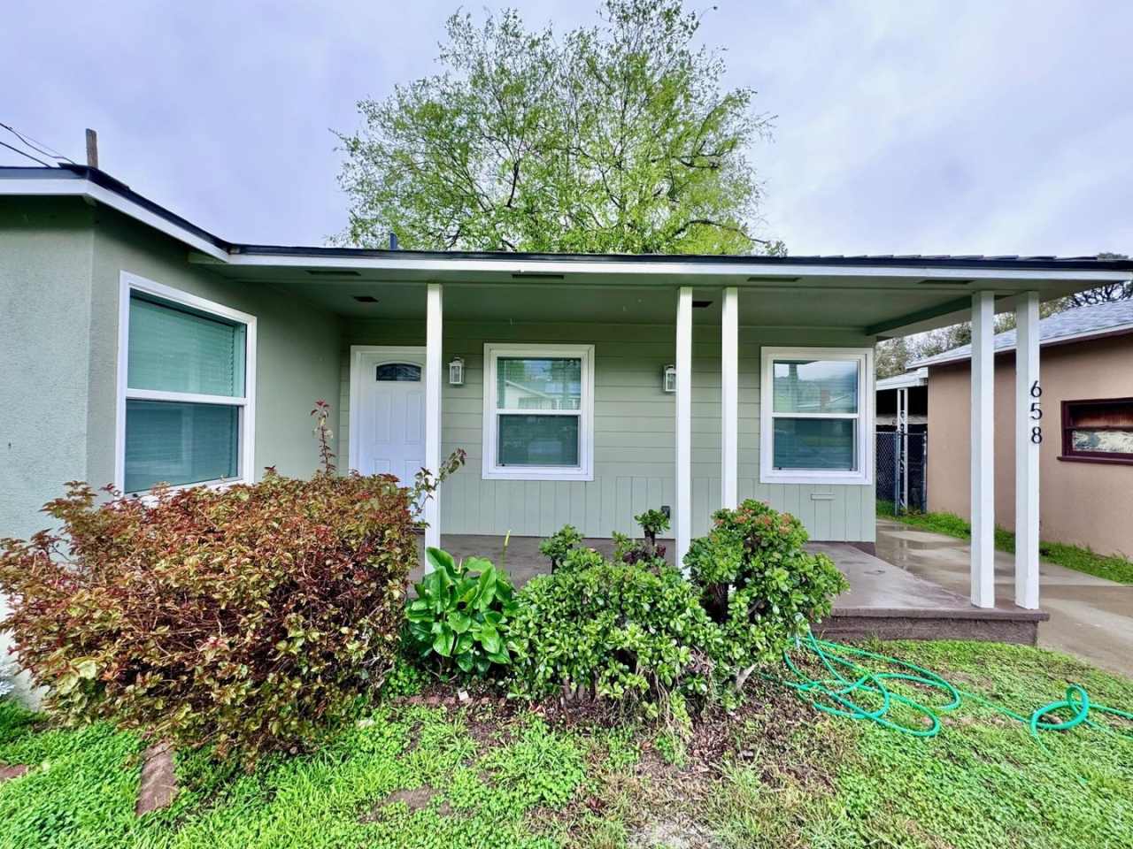 Charming  Fully Renovated 2-Bedroom Home in Altadena