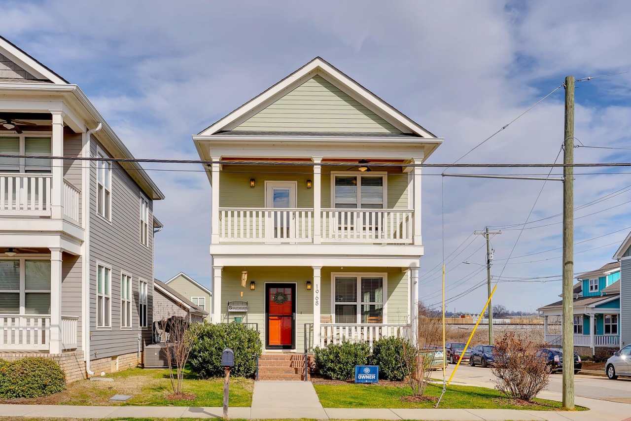 1968 Rossville Avenue