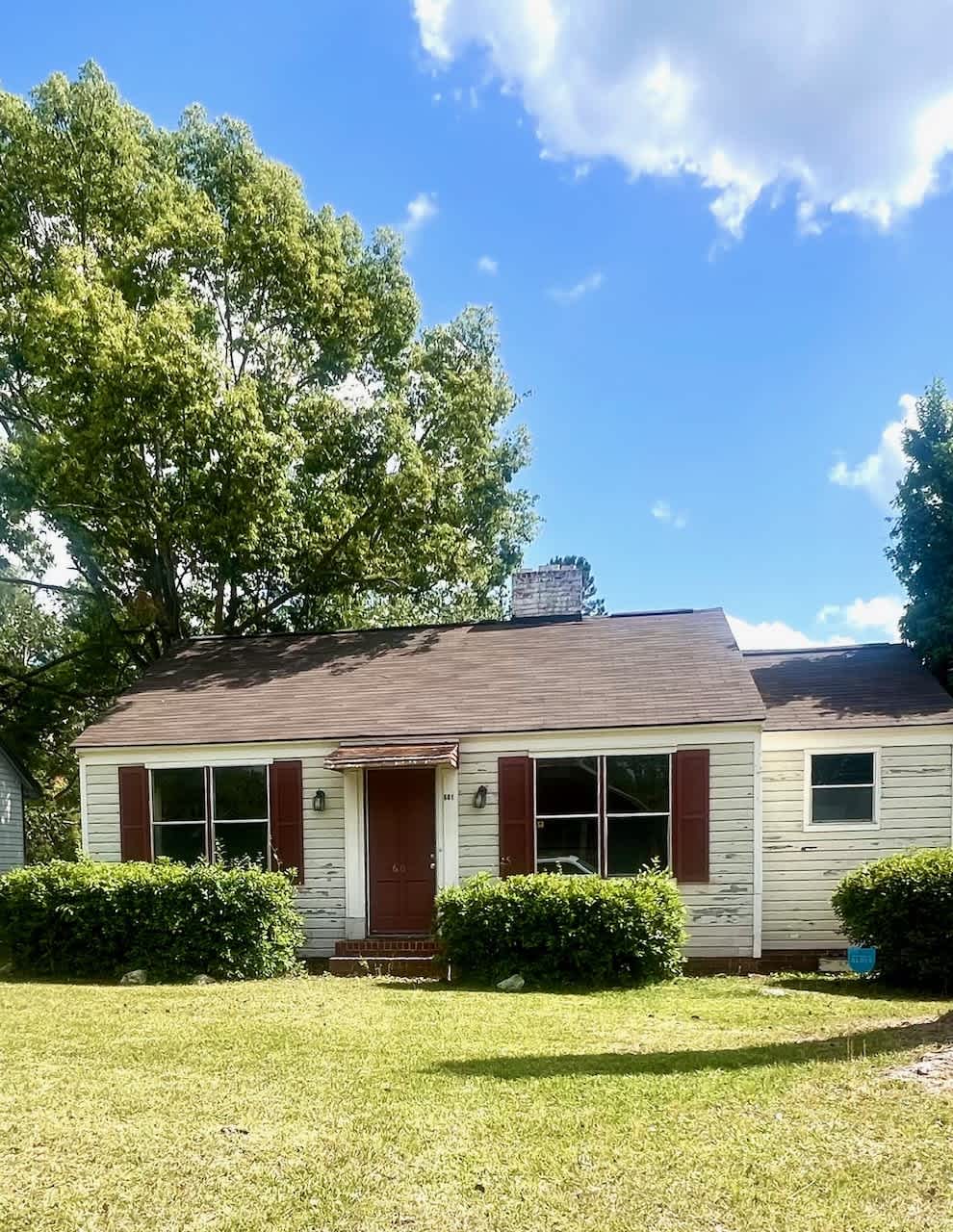 601 East Adair Street