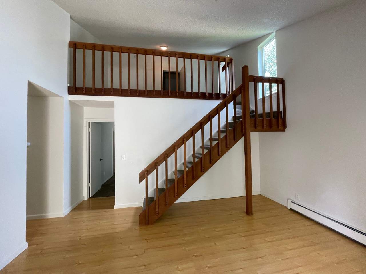 2 bed 2 bath available now!
