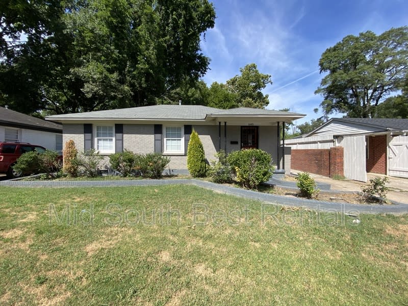 1685 Baine Ave (Cherokee / Sherwood Forest)