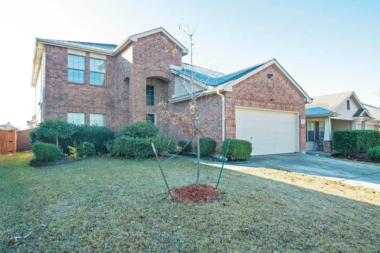 Charming Location in Anna!