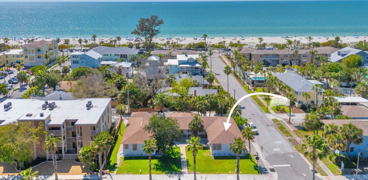 1706 Pass A Grille Way