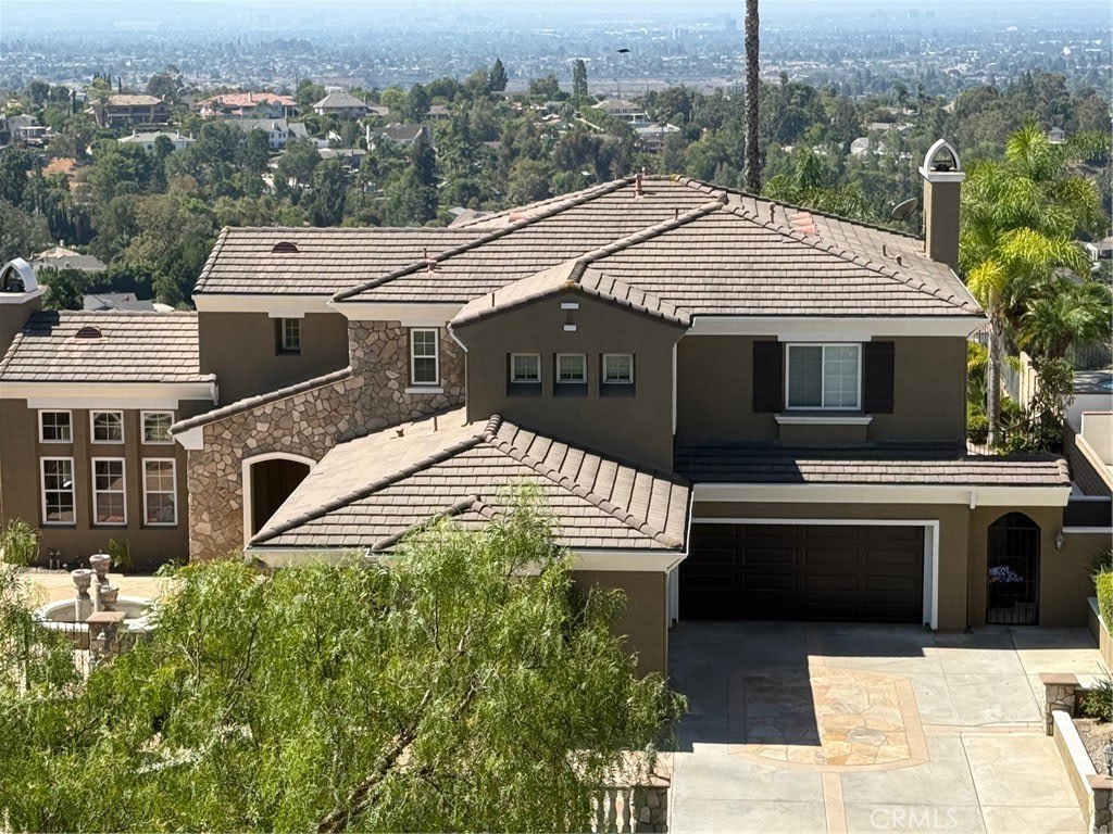 2540 N San Miguel Drive