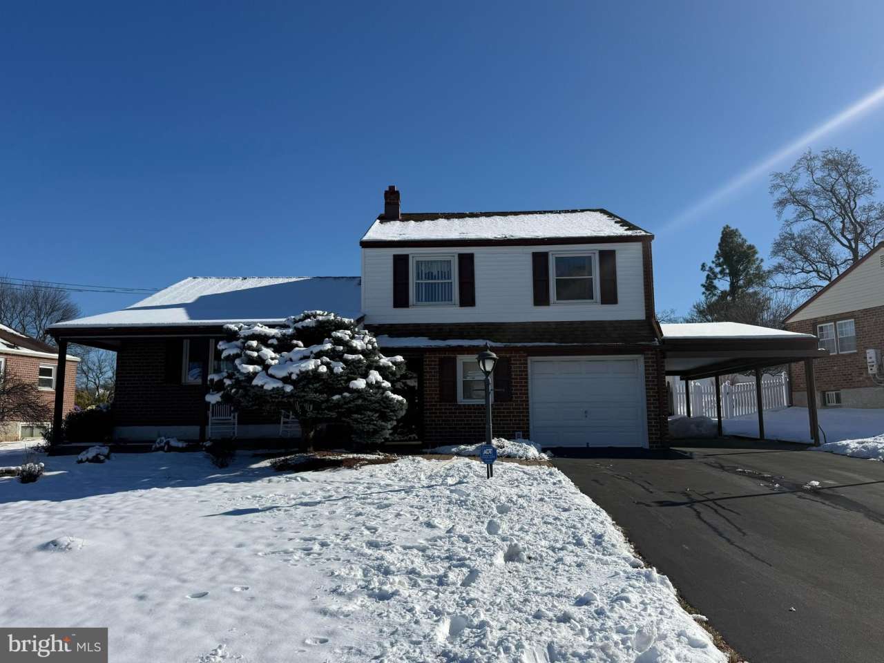 240 SWEETBRIAR Circle