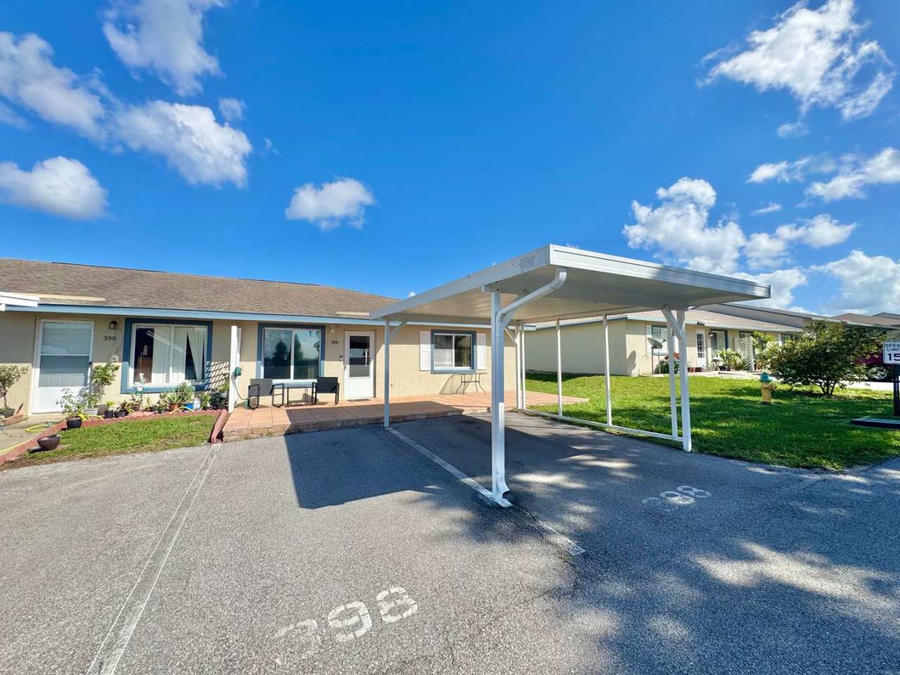 Winter Ridge Condo - Lake Views of Lake Conine