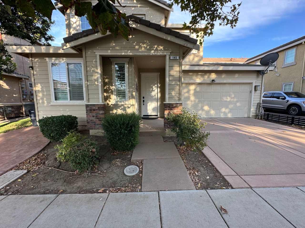 Beautiful 4 Bedroom, 3 Full Bath W/ Office / Best Property Management