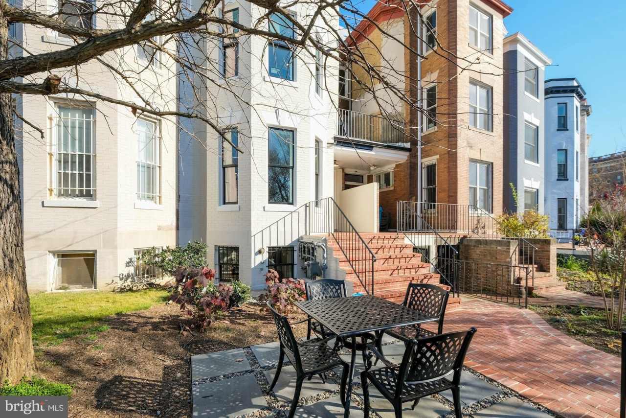 1979 BILTMORE Street NW unit: 1
