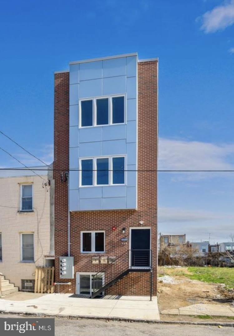 2251 N 10TH Street unit: 1