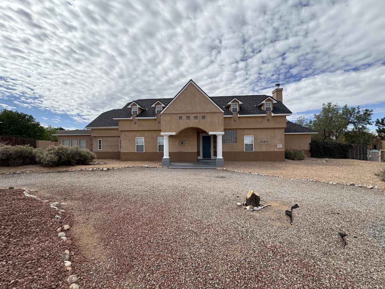 8612 Eagle Rock Avenue Northeast