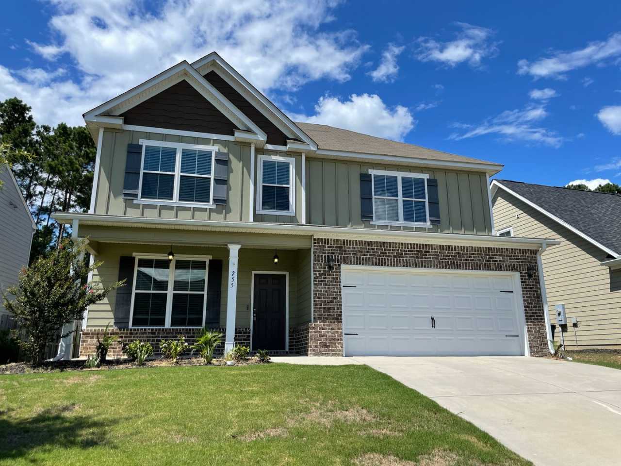 Evans, GA Home with 4 Beds/2.5 Baths