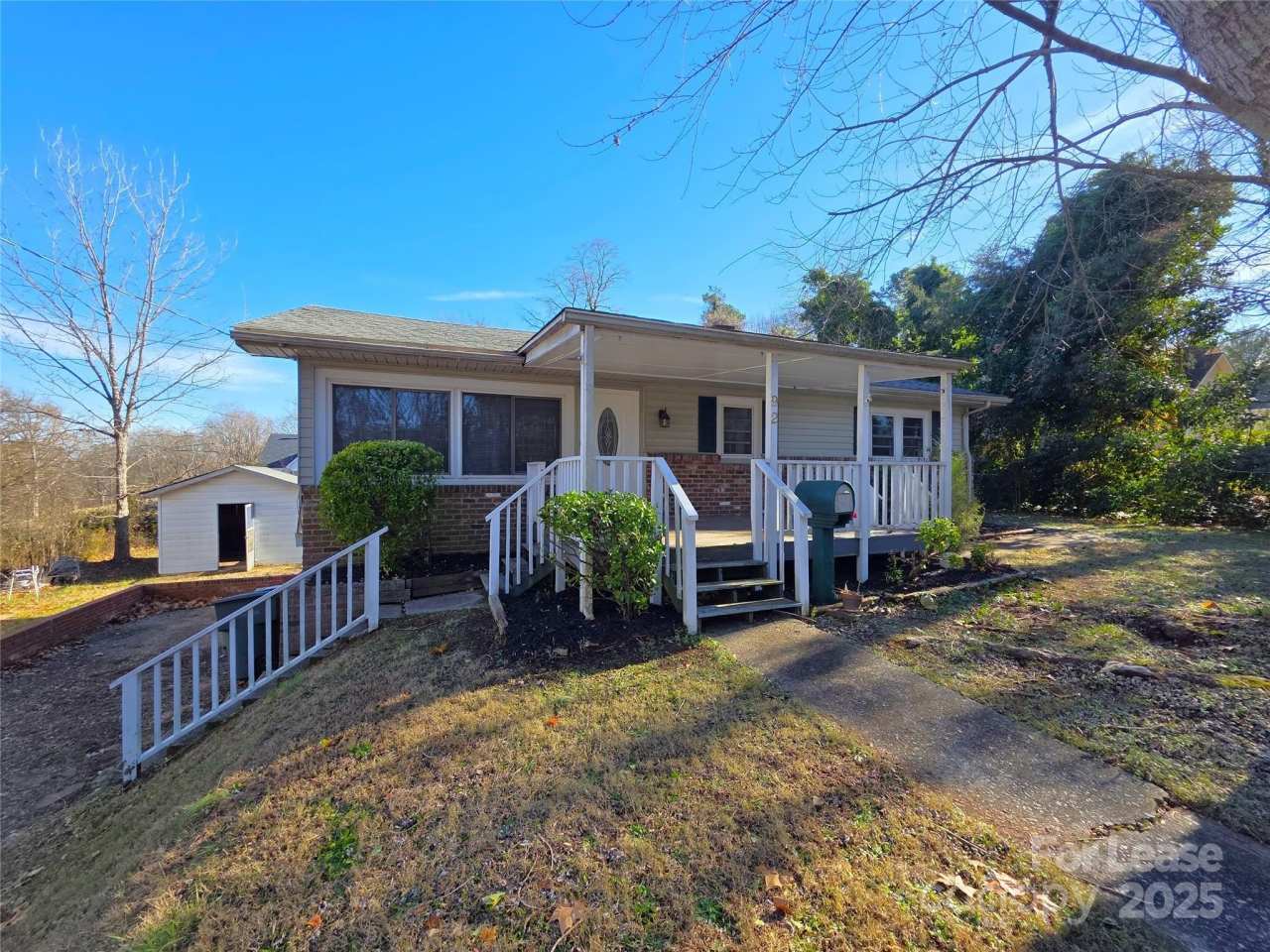 92 Lawndale Avenue SE