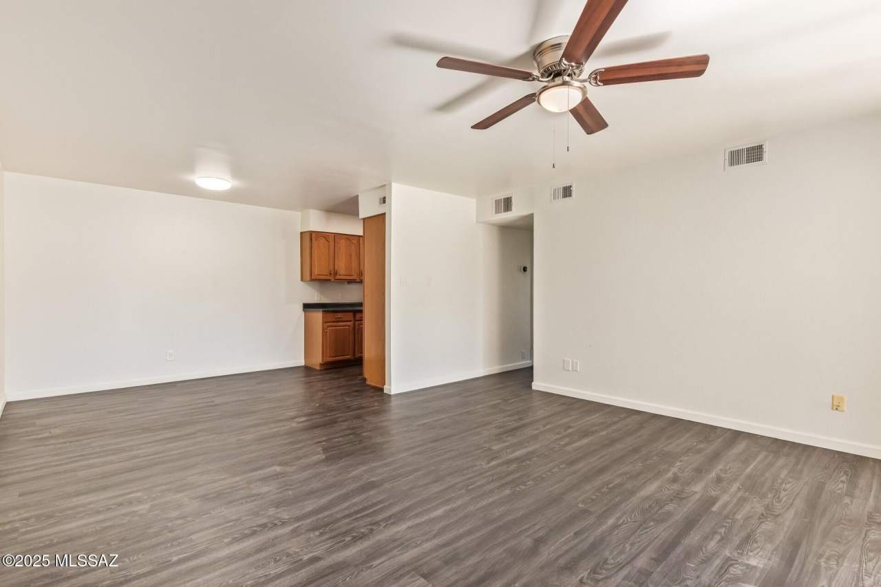 6312 N Barcelona Lane