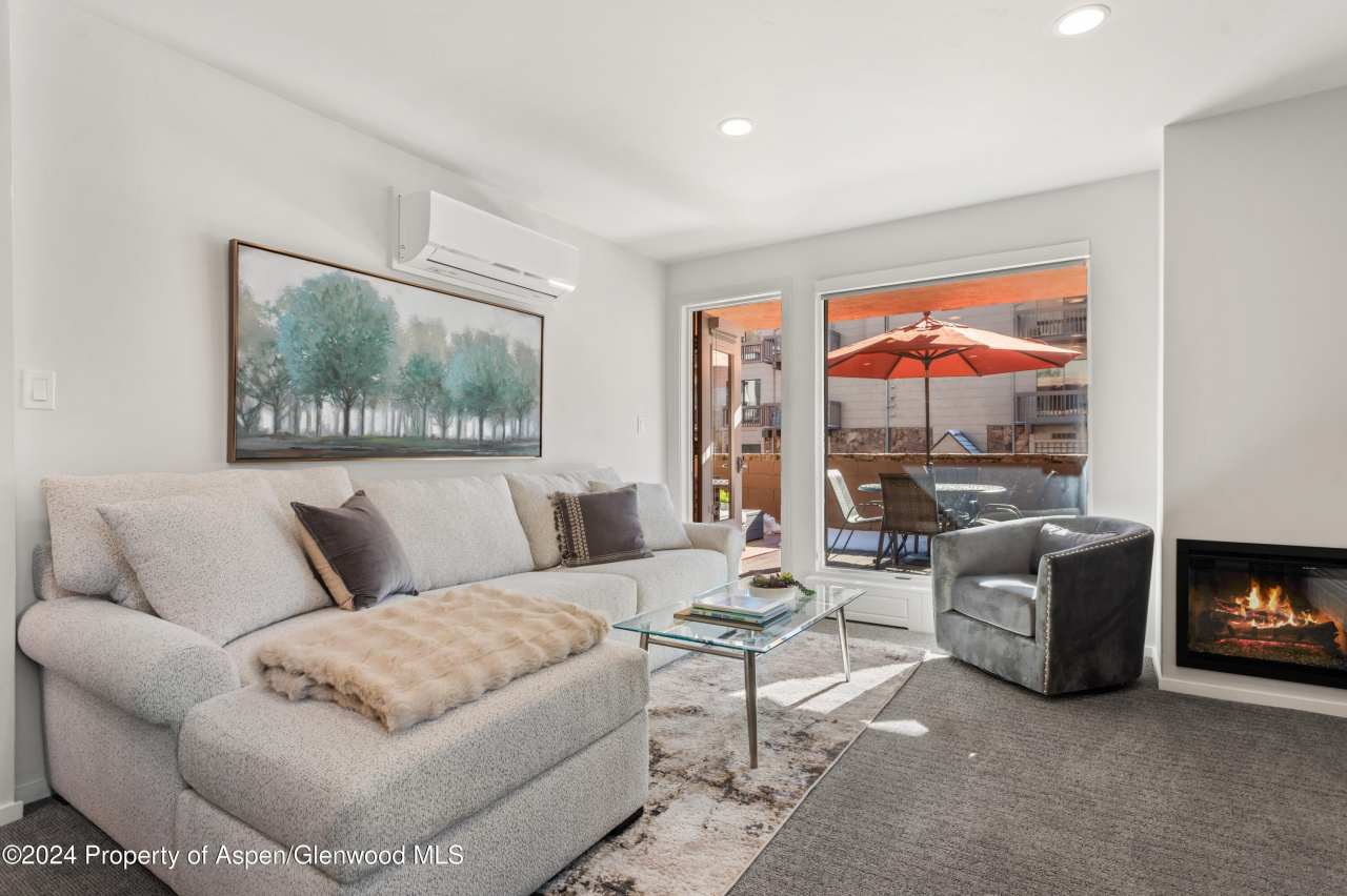 605 E Main Street unit: #7