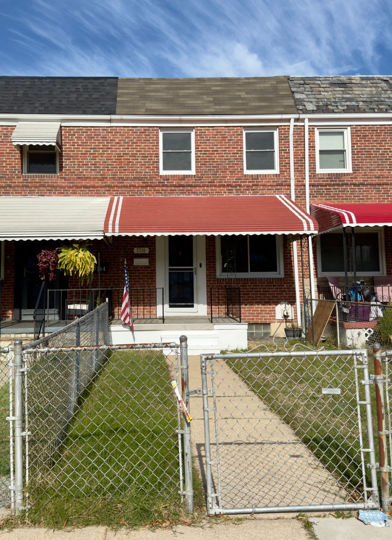 Charming 2 Bedroom/1 Bathroom in Dundalk, MD!